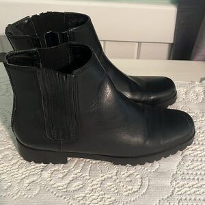 Ralph Lauren Black Leather Jackie Chelsea boots 7.5